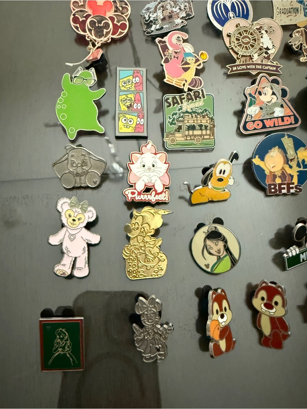 Disney Pin Lot Collection - Picture 2 of 10